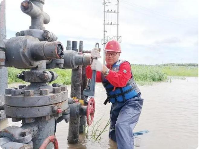 險(xiǎn)不除、人不休,水不降、人不退!大慶油田朝陽(yáng)溝油田全力迎戰(zhàn)防汛“大考”